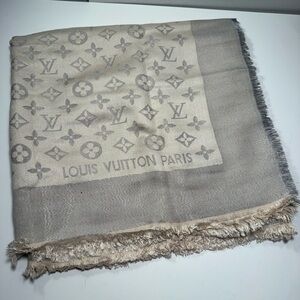 Louis Vuitton Monogram Shawl Silk Wool beige Used Very Good